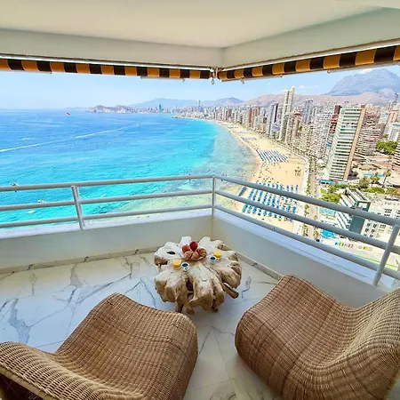 Luxury Frontline Levante Daire *