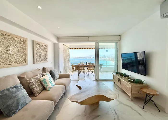 Luxury Frontline Levante *